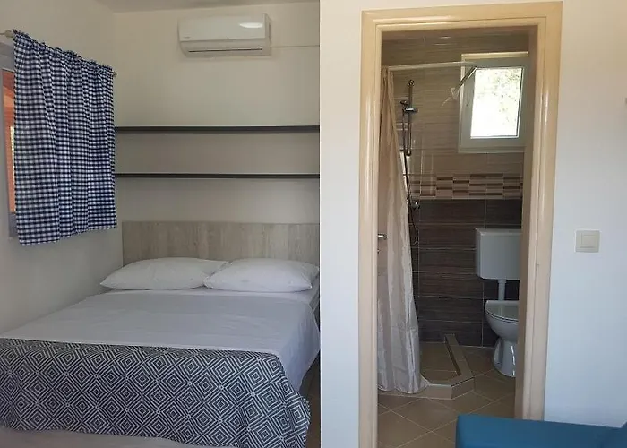 아파트 House In With Sea View, Terrace, Air Conditioning, Wi-fi