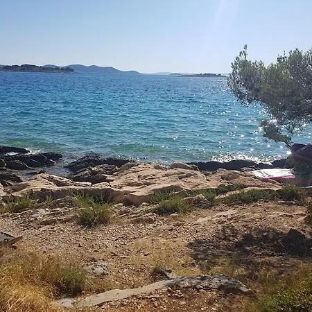 House In With Sea View, Terrace, Air Conditioning, Wi-fi باكوشتاني