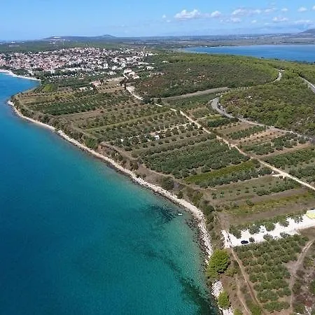 House In With Sea View, Terrace, Air Conditioning, Wi-fi Apartament Pakoštane