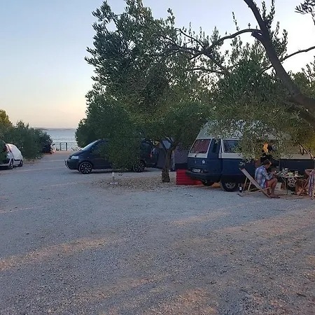 House In With Sea View, Terrace, Air Conditioning, Wi-fi شقة باكوشتاني